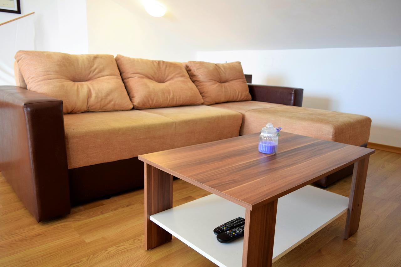 Peter Pan Apartments Palit Exterior photo
